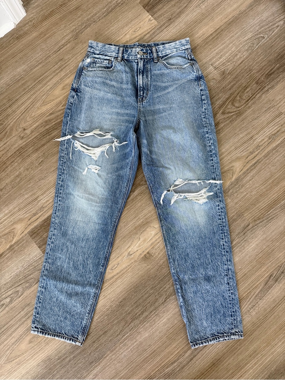 American Eagle Outfitters Distressed Curvy Mom Jean
